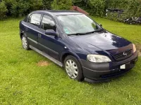 Gebraucht Opel Astra 75 PS (55 kW) 2000 Blau Limousine