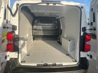 Gebraucht Peugeot e-Expert 100 kW (136 PS) 2023 Weiß Van