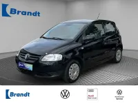 Gebraucht VW Fox Basis 54 PS (39 kW) 2009 Schwarz Kleinwagen