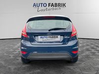 Gebraucht Ford Fiesta Trend 82 PS (60 kW) 2010 Blau Limousine