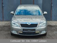 Gebraucht Skoda Octavia Ambiente 122 PS (89 kW) 2009 Beige Limousine