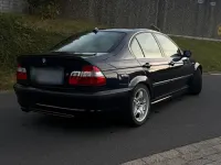 Gebraucht BMW 325 192 PS (141 kW) 2004 Blau Limousine