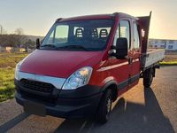 Gebraucht Iveco Daily 145 PS (106 kW) 2013 Rot Limousine