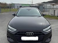 Gebraucht Audi A4 S-Line 136 PS (100 kW) 2022 Schwarz Kombi