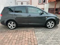 Gebraucht Seat Altea XL 125 PS (91 kW) 2009 Silber Van / Kleinbus
