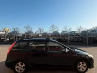 Gebraucht Hyundai i30 110 PS (80 kW) 2011 Schwarz Kombi