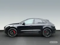 Gebraucht Porsche Macan 441 PS (324 kW) 2023 Tiefschwarzmetallic (metallic) SUV