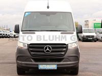 Gebraucht Mercedes Sprinter 143 PS (105 kW) 2021 Arktikweiss Van