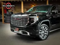 Neu GMC Sierra 421 PS (309 kW) 2026 Schwarz Pickup