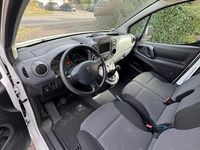 Gebraucht Peugeot Partner 99 PS (72 kW) 2018 Weiß Van / Kleinbus