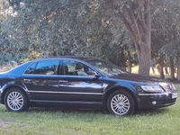 Second-hand VW Phaeton 224 CP (164 kW) 2005 Albastru Berlinǎ