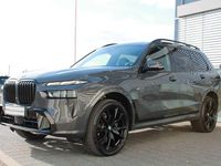 Gebraucht BMW X7 M Sport 352 PS (258 kW) 2023 Dravitgrau SUV