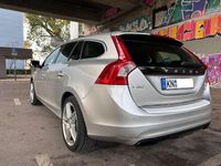 Gebraucht Volvo V60 288 PS (211 kW) 2013 Silber Kombi