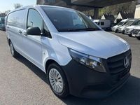 Gebraucht Mercedes Vito 163 PS (119 kW) 2024 Arktikweiss Van