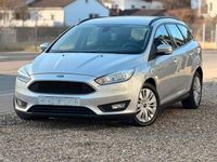 Gebraucht Ford Focus Ambiente 101 PS (74 kW) 2016 Silber Kombi