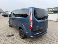 Second-hand Ford Transit 131 CP (96 kW) 2019 Albastru Break