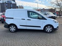 Gebraucht Ford Transit Trend 75 PS (55 kW) 2021 Frostweiß Van / Kleinbus