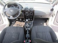 Gebraucht Dacia Duster Lauréate 105 PS (77 kW) 2010 Weiß SUV
