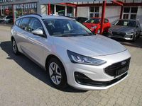 Gebraucht Ford Focus Cool & Connect 120 PS (88 kW) 2022 Polar silber metallic Kombi