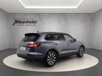 Gebraucht VW Touareg Basis 231 PS (169 kW) 2021 Grau SUV