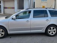 Gebraucht Skoda Octavia 105 PS (77 kW) 2011 Silber Kombi