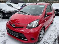 Gebraucht Toyota Aygo Cool 68 PS (50 kW) 2014 Rot Kleinwagen