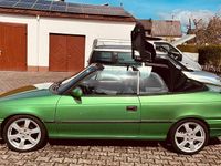 Gebraucht Opel Astra Cabriolet 75 PS (55 kW) 1997 Grün Cabrio