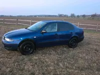 Gebraucht Seat Toledo 105 PS (77 kW) 2002 Blau Limousine