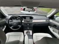 Gebraucht Mercedes E200 Avantgarde 184 PS (135 kW) 2009 Silber Limousine