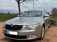 Gebraucht Skoda Superb Elegance 170 PS (125 kW) 2011 Andere farben Kombi