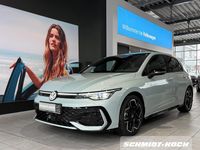 Neu VW Golf VIII R-line 150 PS (110 kW) 2026 Crystal ice blue (blau)