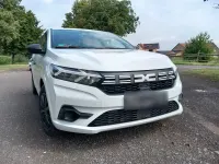 Gebraucht Dacia Sandero Comfort 73 PS (53 kW) 2020 Weiß Kleinwagen