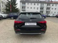Gebraucht Mercedes C220 Avantgarde 200 PS (147 kW) 2023 Schwarz/baltic black Kombi