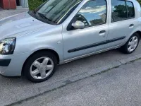 Gebraucht Renault Clio II Expression 75 PS (55 kW) 2003 Grau Limousine