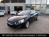 Gebraucht Volvo S60 Momentum 136 PS (100 kW) 2014 Schwarz Limousine