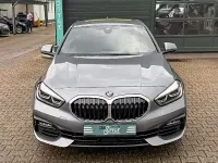 Gebraucht BMW 118 Advantage 150 PS (110 kW) 2023 Silber Kleinwagen