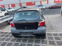 Gebraucht Toyota Yaris 68 PS (50 kW) 2002 Schwarz Kleinwagen