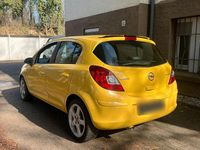 Gebraucht Opel Corsa 87 PS (63 kW) 2014 Gelb Kleinwagen
