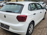 Gebraucht VW Polo Trendline 65 PS (47 kW) 2019 Weiß Limousine