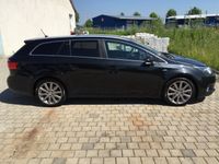 Gebraucht Toyota Avensis 150 PS (110 kW) 2012 Schwarz metallic Kombi