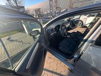 Gebraucht VW Golf VI Team 122 PS (89 kW) 2011 Grau Kleinwagen