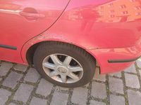 Second-hand Seat Leon 105 CP (77 kW) 2005 Roșu Hatchback