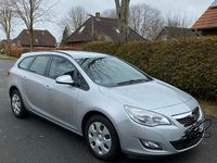 Gebraucht Opel Astra 116 PS (85 kW) 2012 Grau Kombi