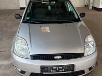 Gebraucht Ford Fiesta 80 PS (58 kW) 2005 Grau Kleinwagen