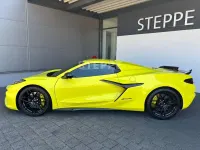 Neu Corvette Z06 646 PS (475 kW) 2025 Accelerate yellow Cabrio