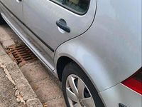 Gebraucht VW Golf IV 102 PS (75 kW) 2003 Silber Kleinwagen
