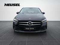 Gebraucht Mercedes B180 Progressive 136 PS (100 kW) 2022 Kosmosschwarz metallic Kleinwagen