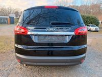 Gebraucht Ford S-MAX Titanium 140 PS (102 kW) 2012 Schwarz Van / Kleinbus