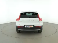 Gebraucht Volvo XC40 Momentum 163 PS (119 kW) 2019 Weiß SUV