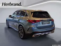 Gebraucht Mercedes GLC300 AMG 258 PS (189 kW) 2025 Metalliclack verdesilber SUV